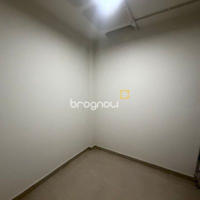 Apartamento com 78m², 3 quartos (sendo 1 suíte), 1 garagem, no bairro Centro em Florianópolis