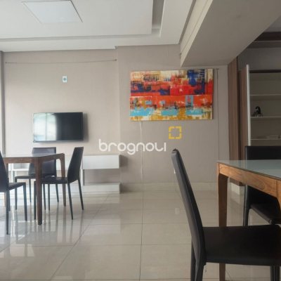 Apartamento com 78m², 3 quartos (sendo 1 suíte), 1 garagem, no bairro Centro em Florianópolis