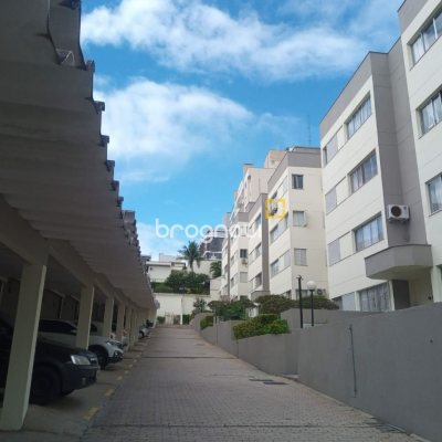 Apartamento com 101m², 4 quartos (sendo 1 suíte), 1 garagem, no bairro Carvoeira em Florianópolis
