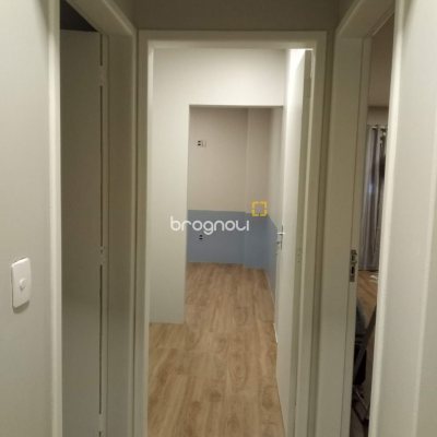 Apartamento com 101m², 4 quartos (sendo 1 suíte), 1 garagem, no bairro Carvoeira em Florianópolis