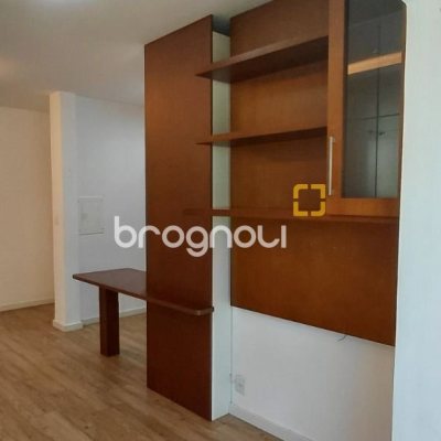 Apartamento com 63m², 2 quartos (sendo 1 suíte), 1 garagem, no bairro Itacorubi em Florianópolis