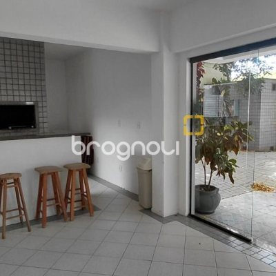 Apartamento com 63m², 2 quartos (sendo 1 suíte), 1 garagem, no bairro Itacorubi em Florianópolis