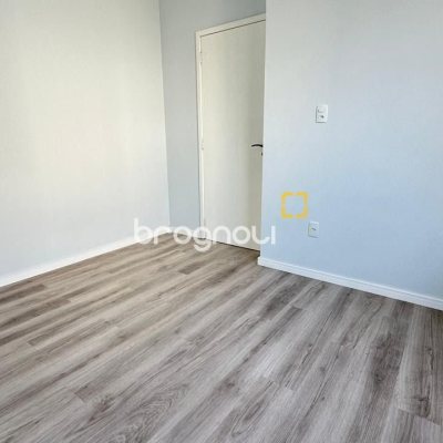 Apartamento com 96m², 3 quartos (sendo 1 suíte), 1 garagem, no bairro Trindade em Florianópolis