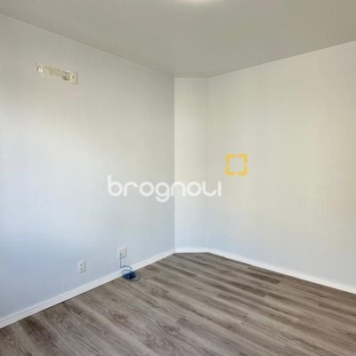 Apartamento com 96m², 3 quartos (sendo 1 suíte), 1 garagem, no bairro Trindade em Florianópolis