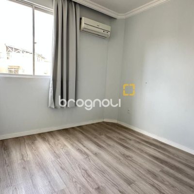Apartamento com 96m², 3 quartos (sendo 1 suíte), 1 garagem, no bairro Trindade em Florianópolis