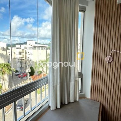 Apartamento com 96m², 3 quartos (sendo 1 suíte), 1 garagem, no bairro Trindade em Florianópolis