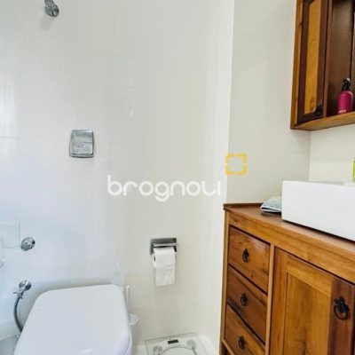 Apartamento com 96m², 3 quartos (sendo 1 suíte), 1 garagem, no bairro Trindade em Florianópolis