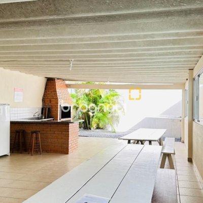 Apartamento com 96m², 3 quartos (sendo 1 suíte), 1 garagem, no bairro Trindade em Florianópolis