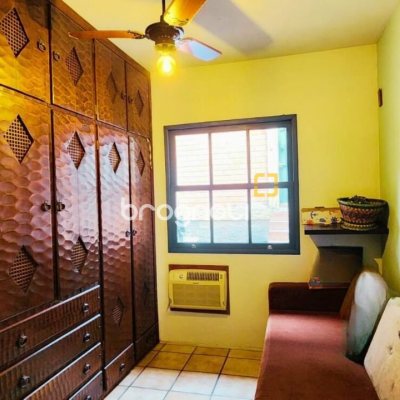 Casa com 180m², 5 quartos (sendo 1 suíte), 2 garagens, no bairro Ribeirão da Ilha em Florianópolis