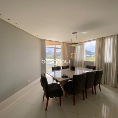 Cobertura com 501m², 4 quartos (sendo 3 suítes), 3 garagens, no bairro Trindade em Florianópolis