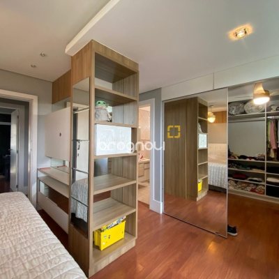 Cobertura com 501m², 4 quartos (sendo 3 suítes), 3 garagens, no bairro Trindade em Florianópolis