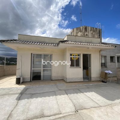 Cobertura com 501m², 4 quartos (sendo 3 suítes), 3 garagens, no bairro Trindade em Florianópolis
