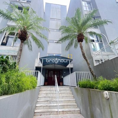 Apartamento com 54m², 1 quarto, no bairro Coqueiros em Florianópolis