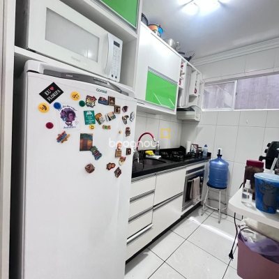 Apartamento com 54m², 1 quarto, no bairro Coqueiros em Florianópolis