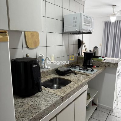 Apartamento com 28m², 1 quarto, no bairro Canasvieiras em Florianópolis