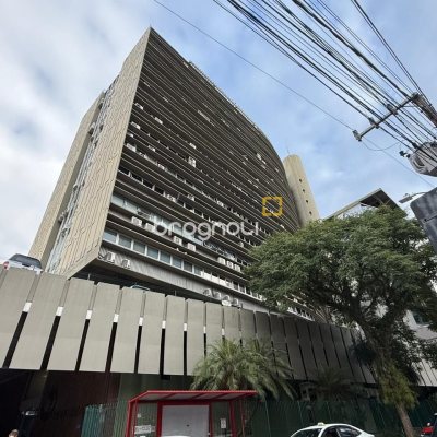 Sala com 40m², no bairro Centro em Florianópolis