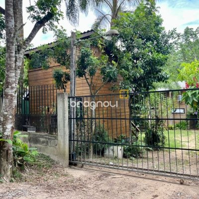 Casa com 80m², 3 quartos, 4 garagens, no bairro Campeche em Florianópolis