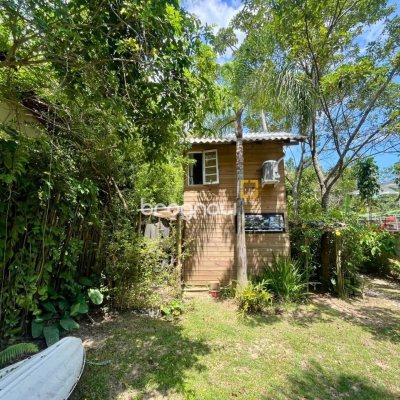 Casa com 80m², 3 quartos, 4 garagens, no bairro Campeche em Florianópolis