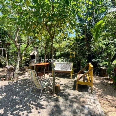 Casa com 80m², 3 quartos, 4 garagens, no bairro Campeche em Florianópolis