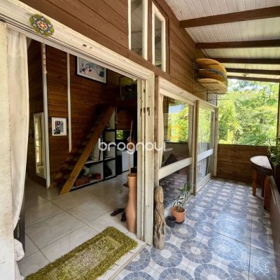 Casa com 80m², 3 quartos, 4 garagens, no bairro Campeche em Florianópolis
