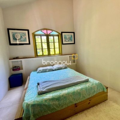 Casa com 80m², 3 quartos, 4 garagens, no bairro Campeche em Florianópolis