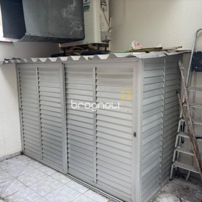 Loja com 39m², no bairro Barreiros em São José
