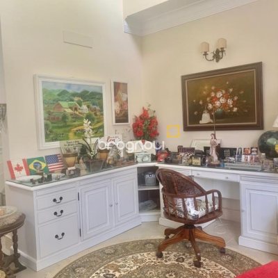 Casa com 269m², 3 quartos (sendo 2 suítes), 6 garagens, no bairro Jurerê em Florianópolis