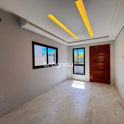 Casa com 157m², 3 quartos (sendo 1 suíte), 1 garagem, no bairro Rio Vermelho em Florianópolis