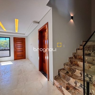 Casa com 157m², 3 quartos (sendo 1 suíte), 1 garagem, no bairro Rio Vermelho em Florianópolis