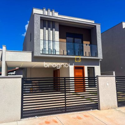 Casa com 157m², 3 quartos (sendo 1 suíte), 1 garagem, no bairro Rio Vermelho em Florianópolis