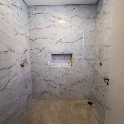 Casa com 157m², 3 quartos (sendo 1 suíte), 1 garagem, no bairro Rio Vermelho em Florianópolis