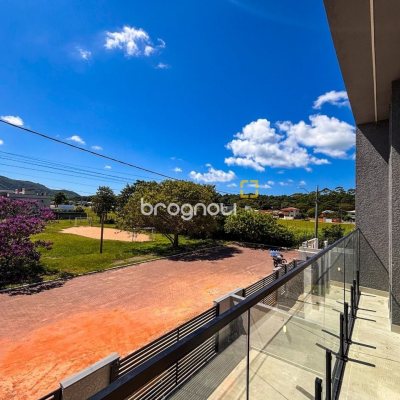 Casa com 157m², 3 quartos (sendo 1 suíte), 1 garagem, no bairro Rio Vermelho em Florianópolis