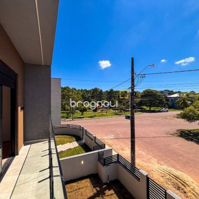 Casa com 157m², 3 quartos (sendo 1 suíte), 1 garagem, no bairro Rio Vermelho em Florianópolis