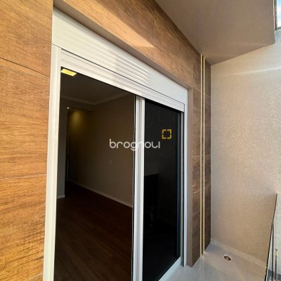 Casa com 120m², 2 quartos (sendo 2 suítes), 2 garagens, no bairro Rio Vermelho em Florianópolis