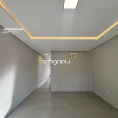 Casa com 154m², 3 quartos (sendo 1 suíte), 2 garagens, no bairro Rio Vermelho em Florianópolis