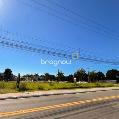 Terreno com 3200m², no bairro Rio Vermelho em Florianópolis