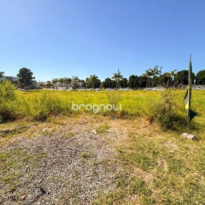 Terreno com 3200m², no bairro Rio Vermelho em Florianópolis