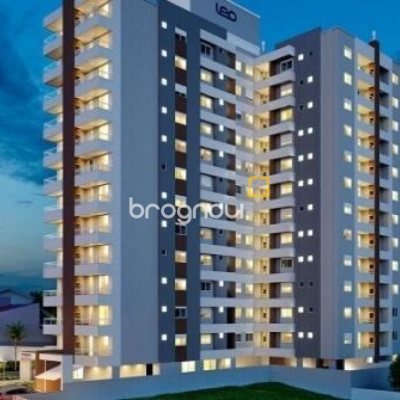Apartamento com 78m², 2 quartos (sendo 1 suíte), 1 garagem, no bairro Barreiros em São José