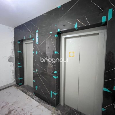Apartamento com 78m², 2 quartos (sendo 1 suíte), 1 garagem, no bairro Barreiros em São José