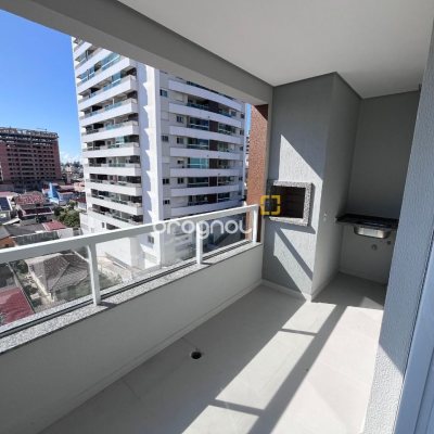 Apartamento com 78m², 2 quartos (sendo 1 suíte), 1 garagem, no bairro Barreiros em São José