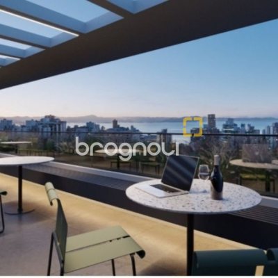 Studio com 29m², 1 quarto, 1 garagem, no bairro Centro em Florianópolis