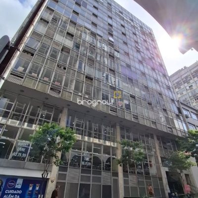 Sala com 71m², no bairro Centro em Florianópolis