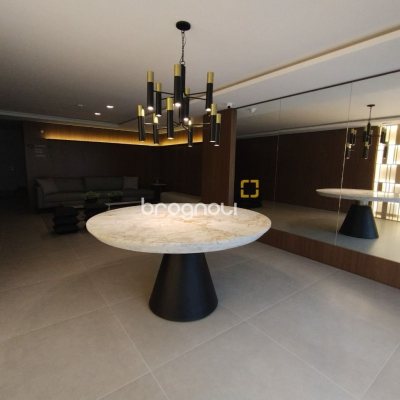 Apartamento com 176m², 3 quartos (sendo 3 suítes), 3 garagens, no bairro Cacupé em Florianópolis