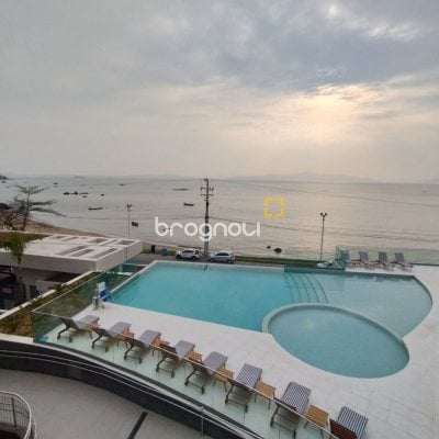 Apartamento com 176m², 3 quartos (sendo 3 suítes), 3 garagens, no bairro Cacupé em Florianópolis