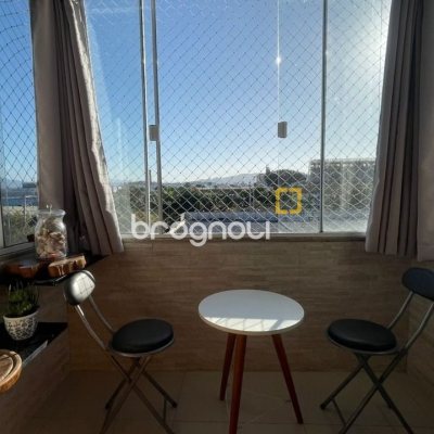 Apartamento com 74m², 3 quartos, 1 garagem, no bairro Capoeiras em Florianópolis