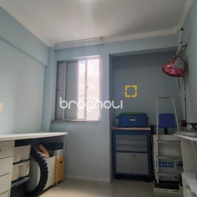 Apartamento com 74m², 3 quartos, 1 garagem, no bairro Capoeiras em Florianópolis