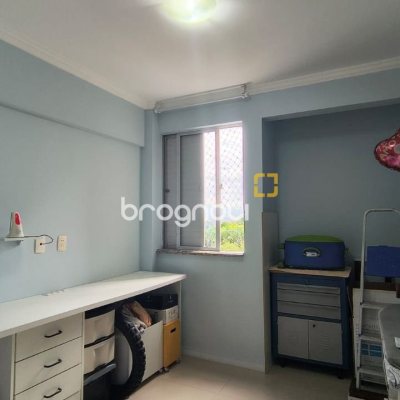 Apartamento com 74m², 3 quartos, 1 garagem, no bairro Capoeiras em Florianópolis