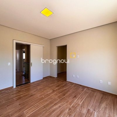 Casa com 156m², 3 quartos (sendo 1 suíte), 1 garagem, no bairro Rio Vermelho em Florianópolis
