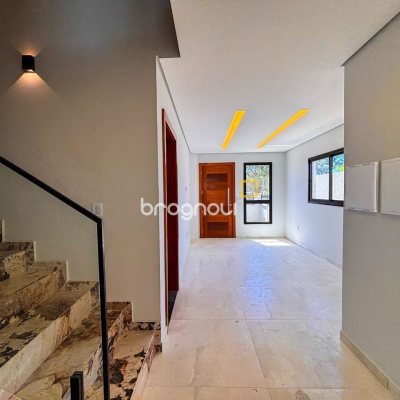 Casa com 156m², 3 quartos (sendo 1 suíte), 1 garagem, no bairro Rio Vermelho em Florianópolis