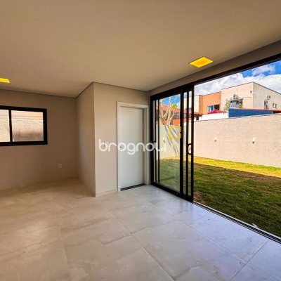 Casa com 156m², 3 quartos (sendo 1 suíte), 1 garagem, no bairro Rio Vermelho em Florianópolis